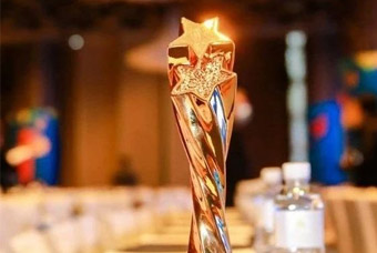 ϲѶ�����Ρ�(�й���)�����ٷ���վ-YY SPORTS���������Ʒ��Ӱ������а�ù������������й���ͷ��ҵ���а� TOP10�������