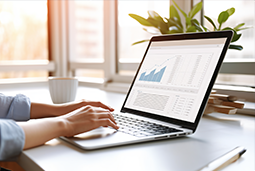 ���Ρ�(�й���)�����ٷ���վ-YY SPORTS����2024�˲��г����棬�������������˲ſ����ȹ��Ժ�����Զ��